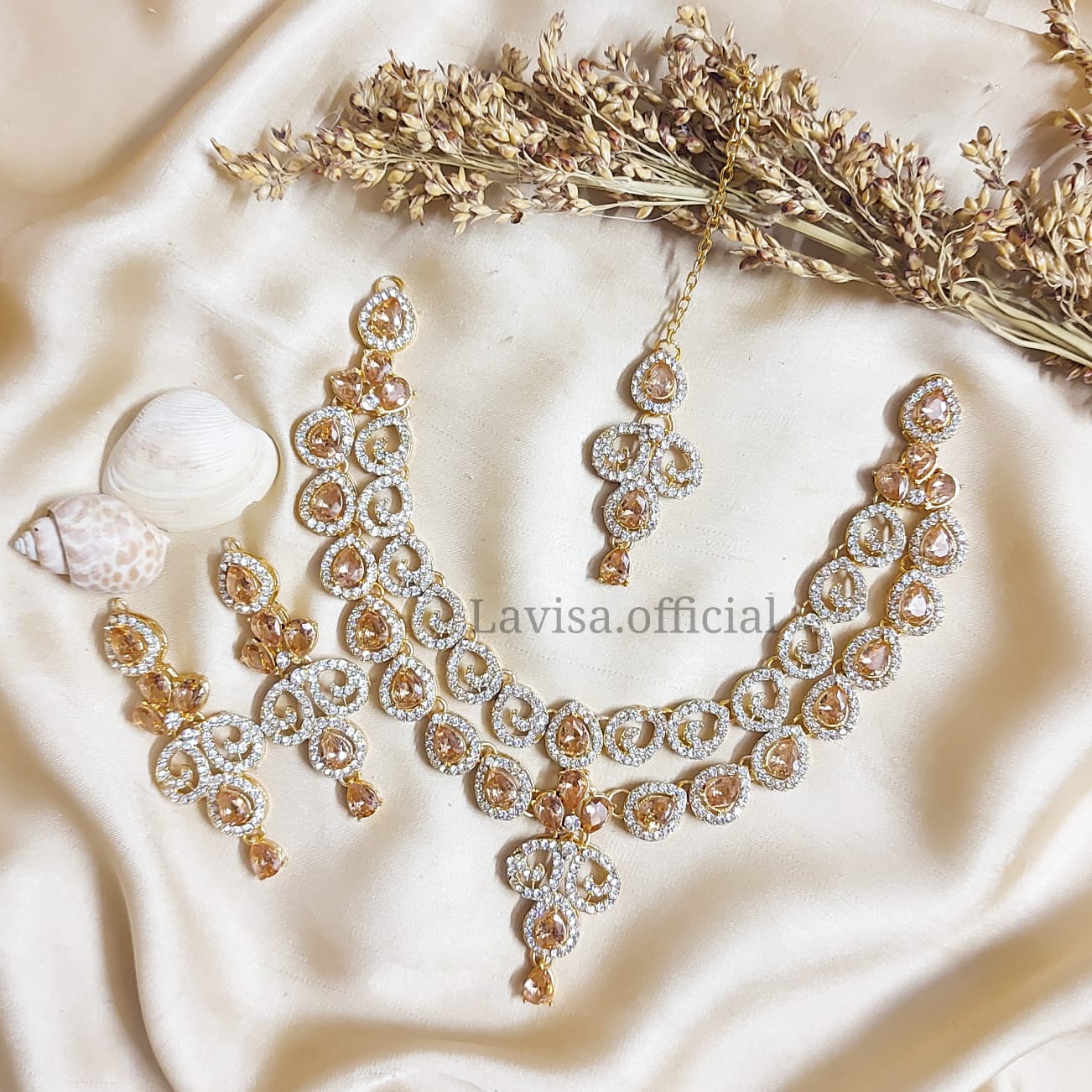 Double Line Zircon Set