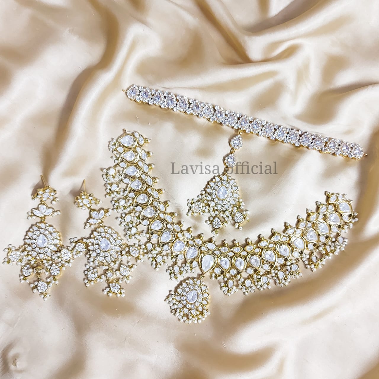 22KT Gold Plated Un-Cut Kundan Necklace