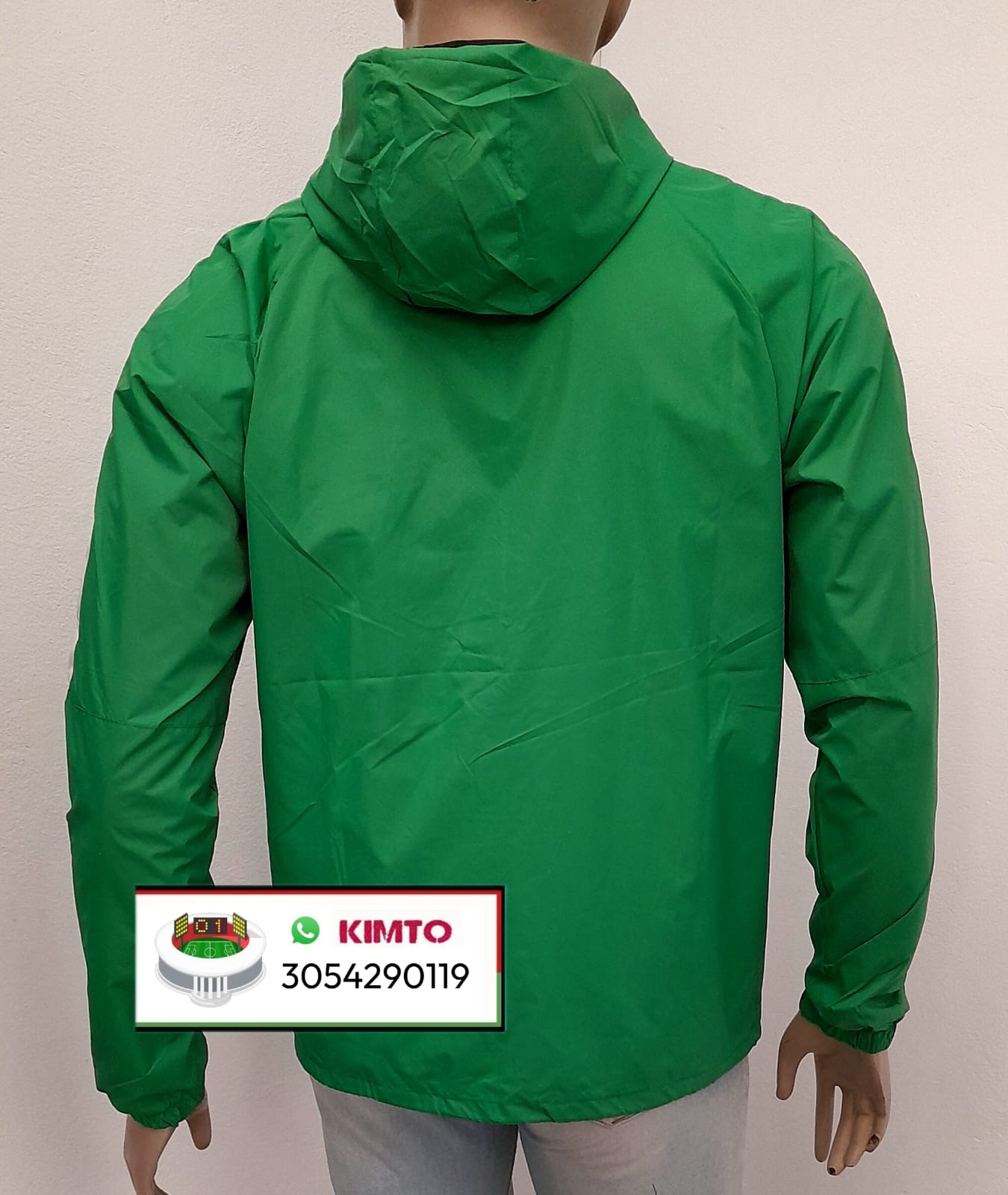 CHAQUETA CORTAVIENTOS ATLÉTICO NACIONAL VERDE