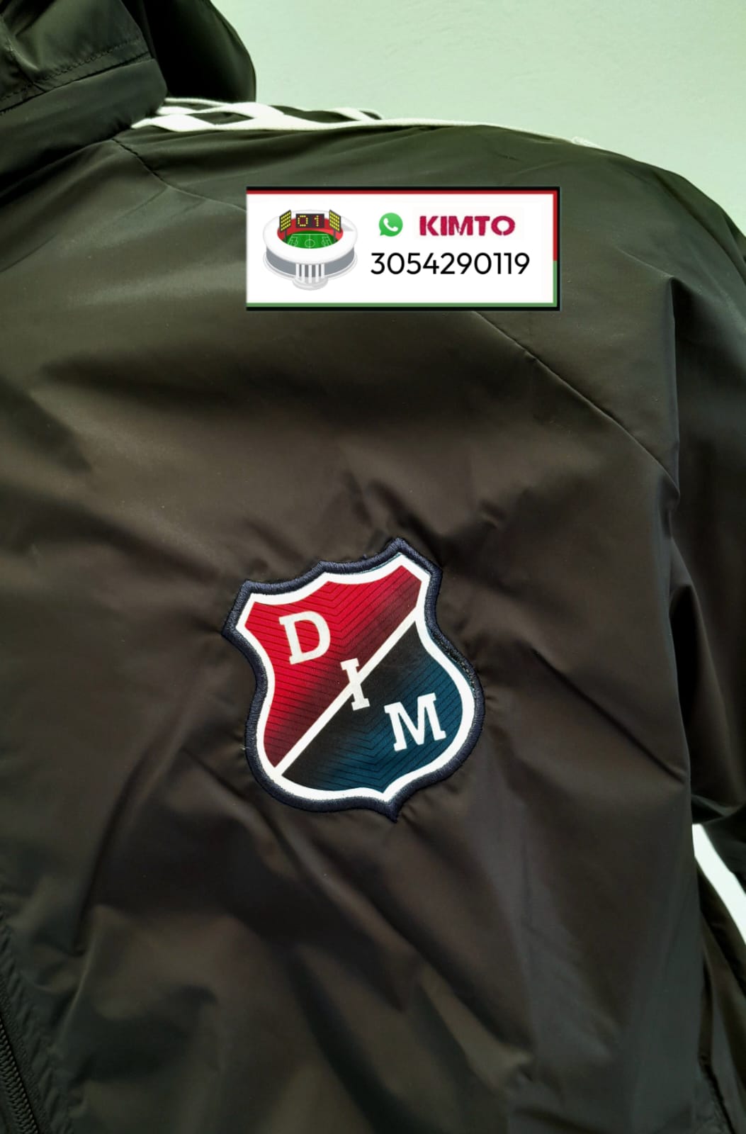 CHAQUETA CORTAVIENTOS DEL DIM - MEDELLÍN NEGRA