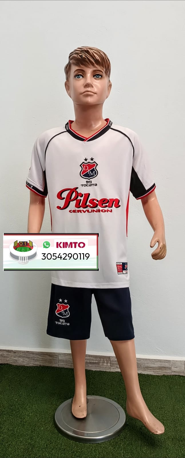 UNIFORME DEL DIM - MEDELLÍN  RETRO PILSEN 2002 BLANCO 
