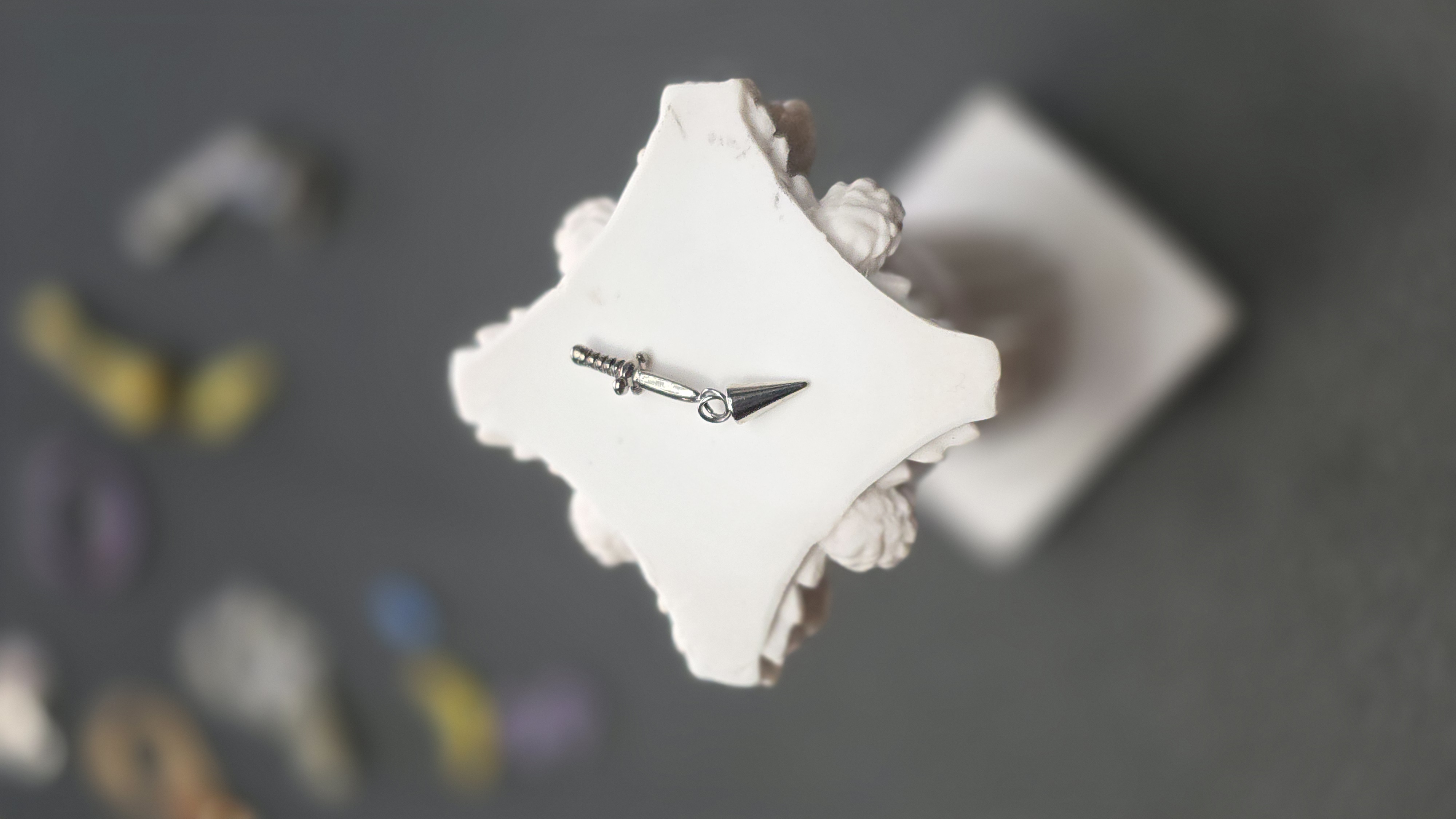 Top Cuchillo Colgante punta