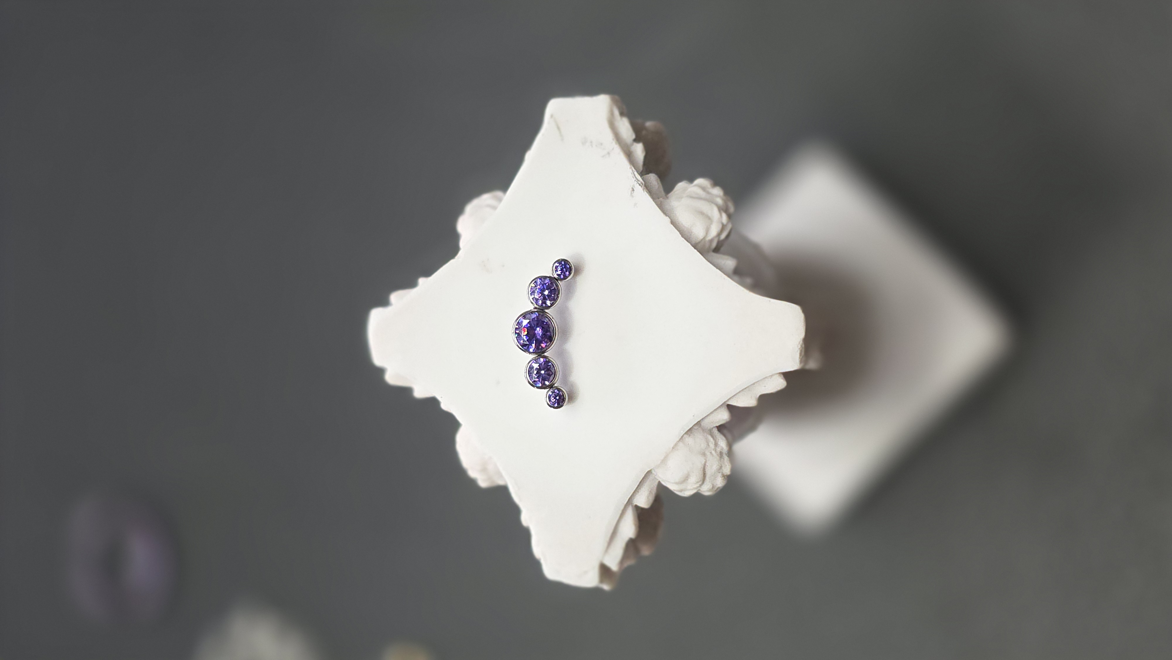 Top Moon Zirconia Morado