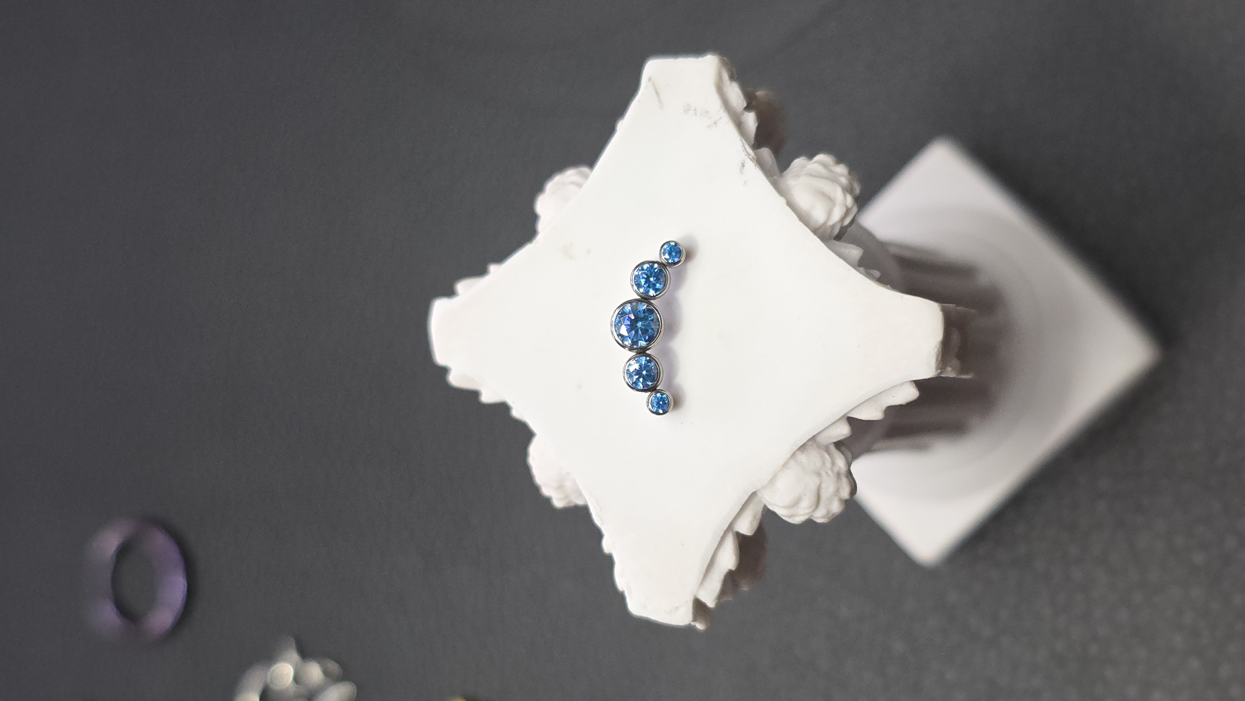 Top Moon Zirconia Azul