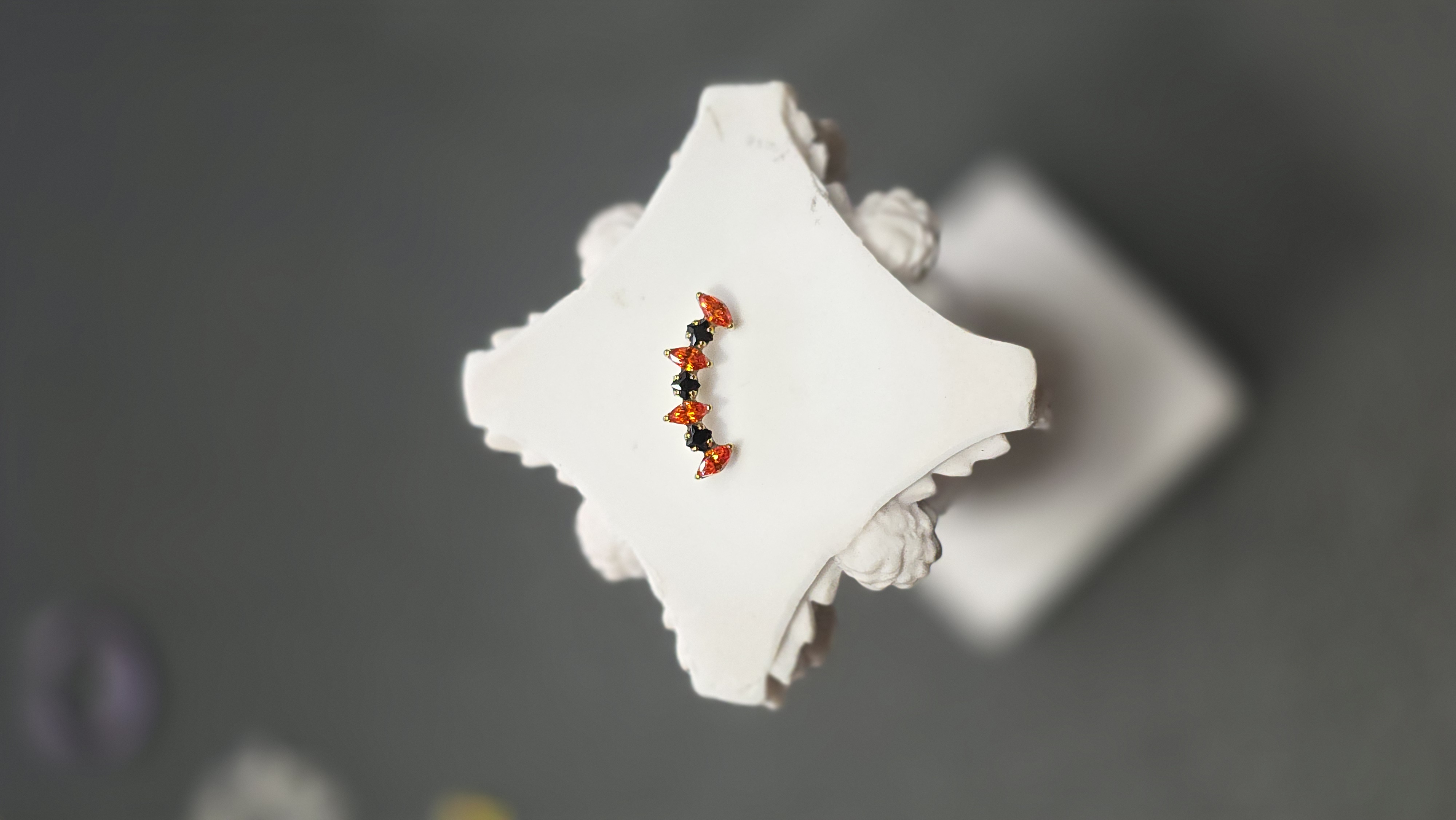 Top Moon Zirconia Negra-Naranja