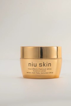 Niu Skin Total Effects Platinum White Essence Lotion