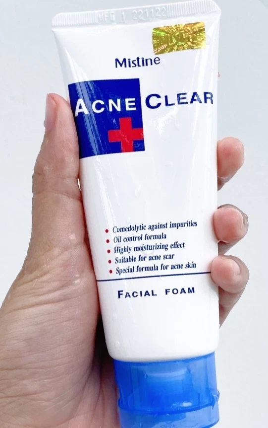 Mistine Acne Clear Facial Foam Face Wash Oil Control Blemish Skin Cleanser
