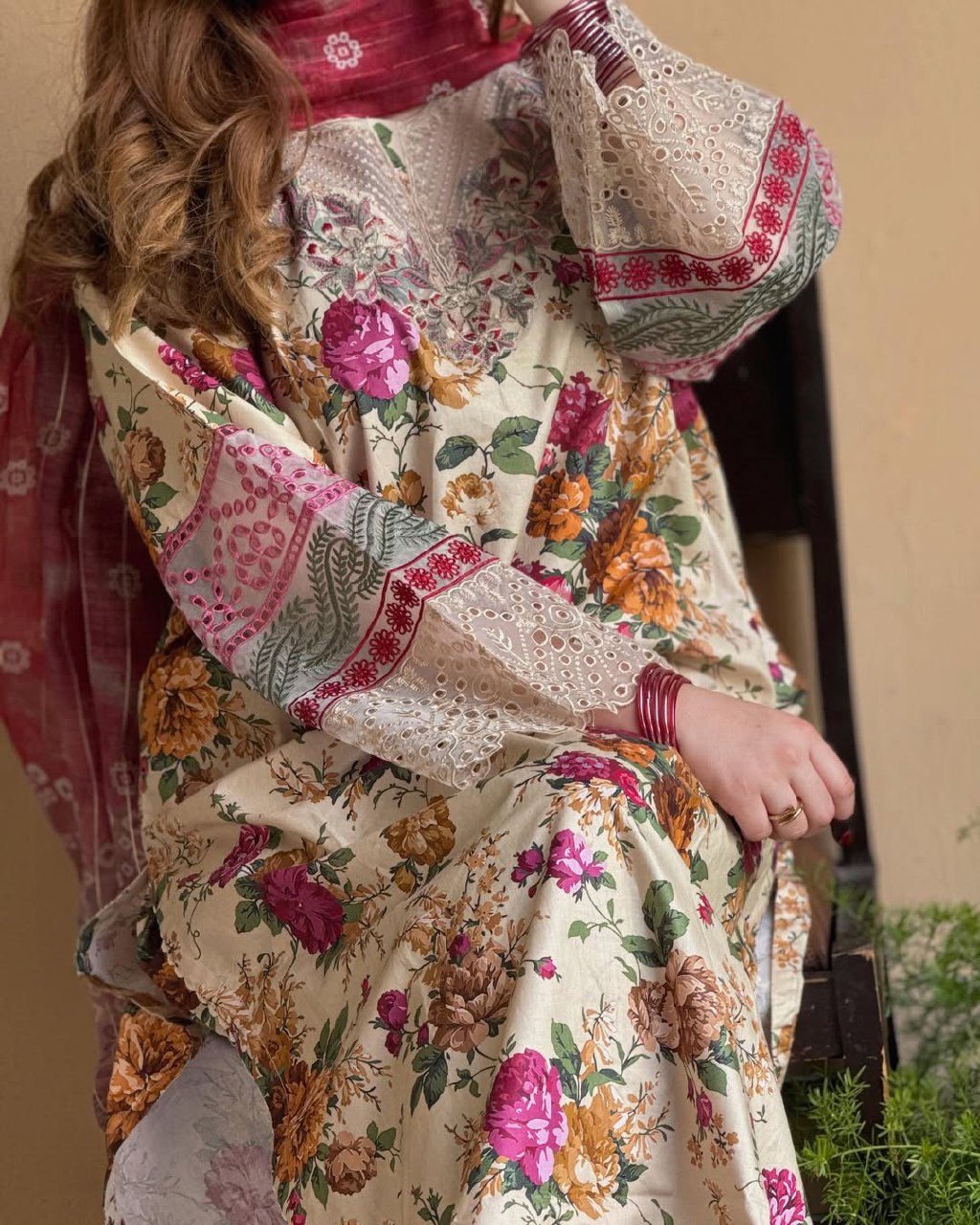 Floral Embroidered Traditional Pakistani suit 