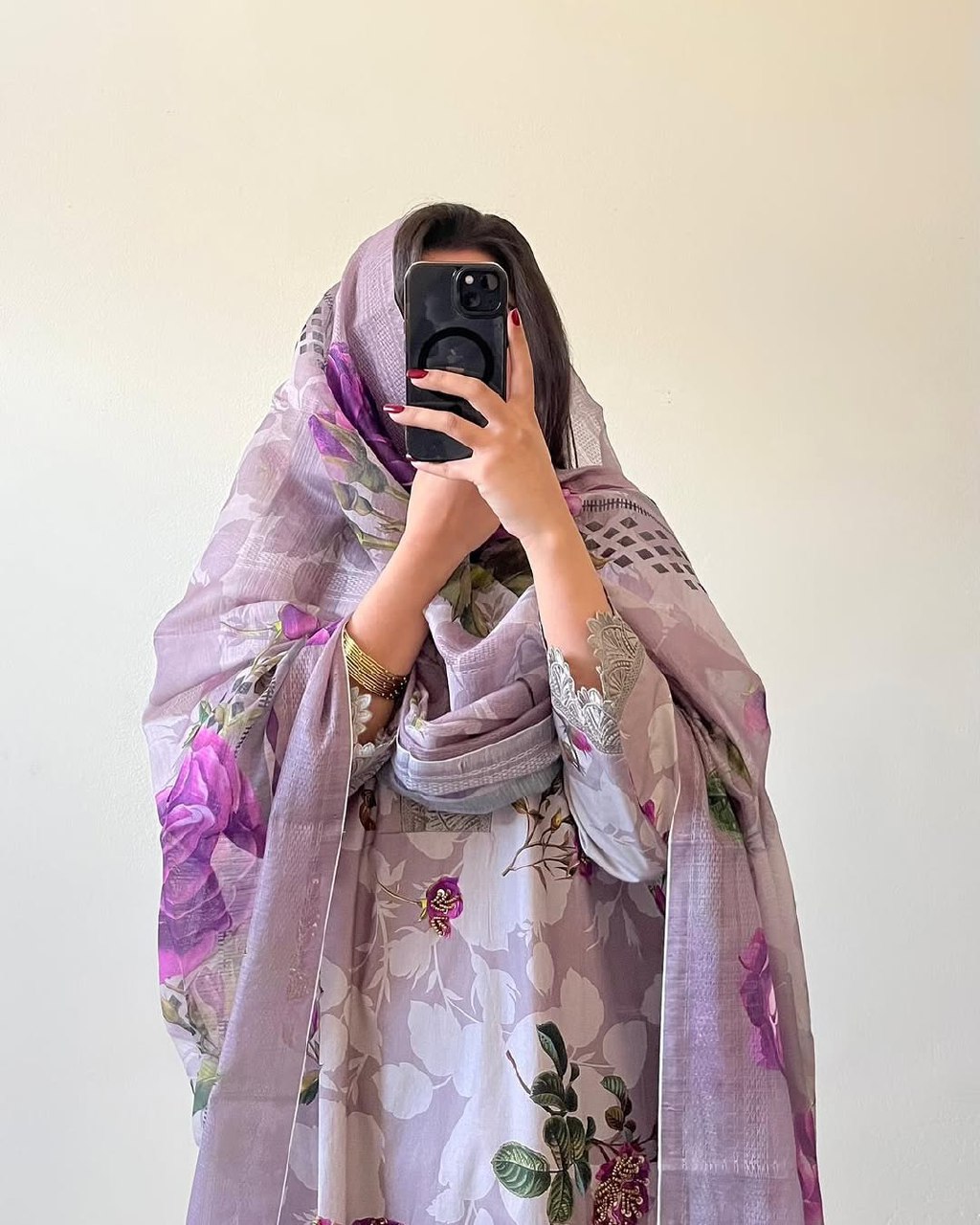 Elegant Floral Pakistani Suit 