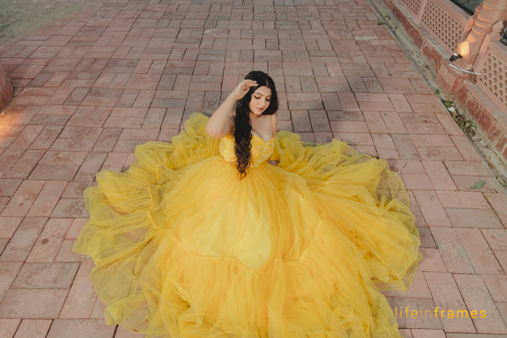 Elegant Yellow Evening Gown