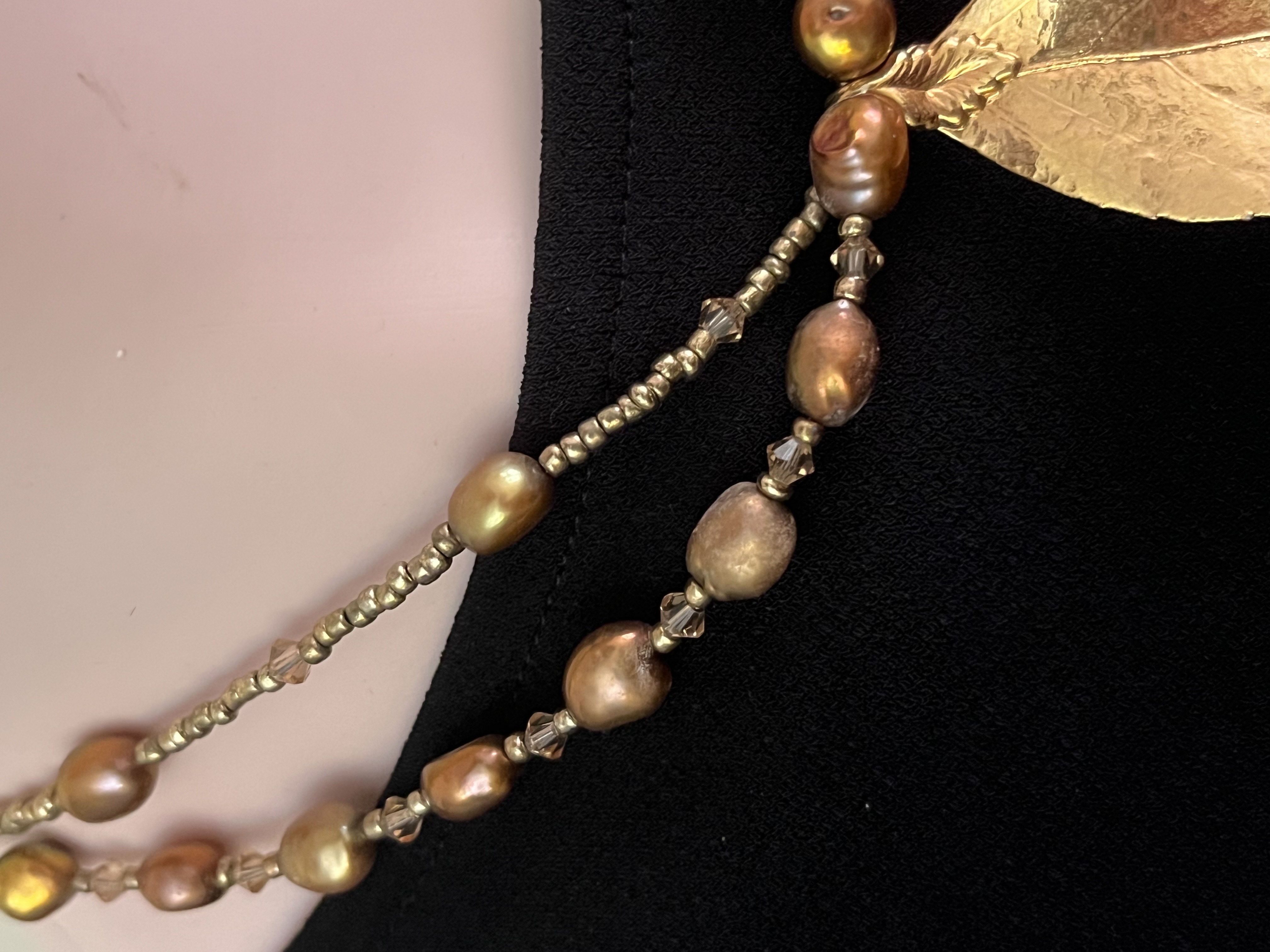Golden Leaf Pearl Necklace