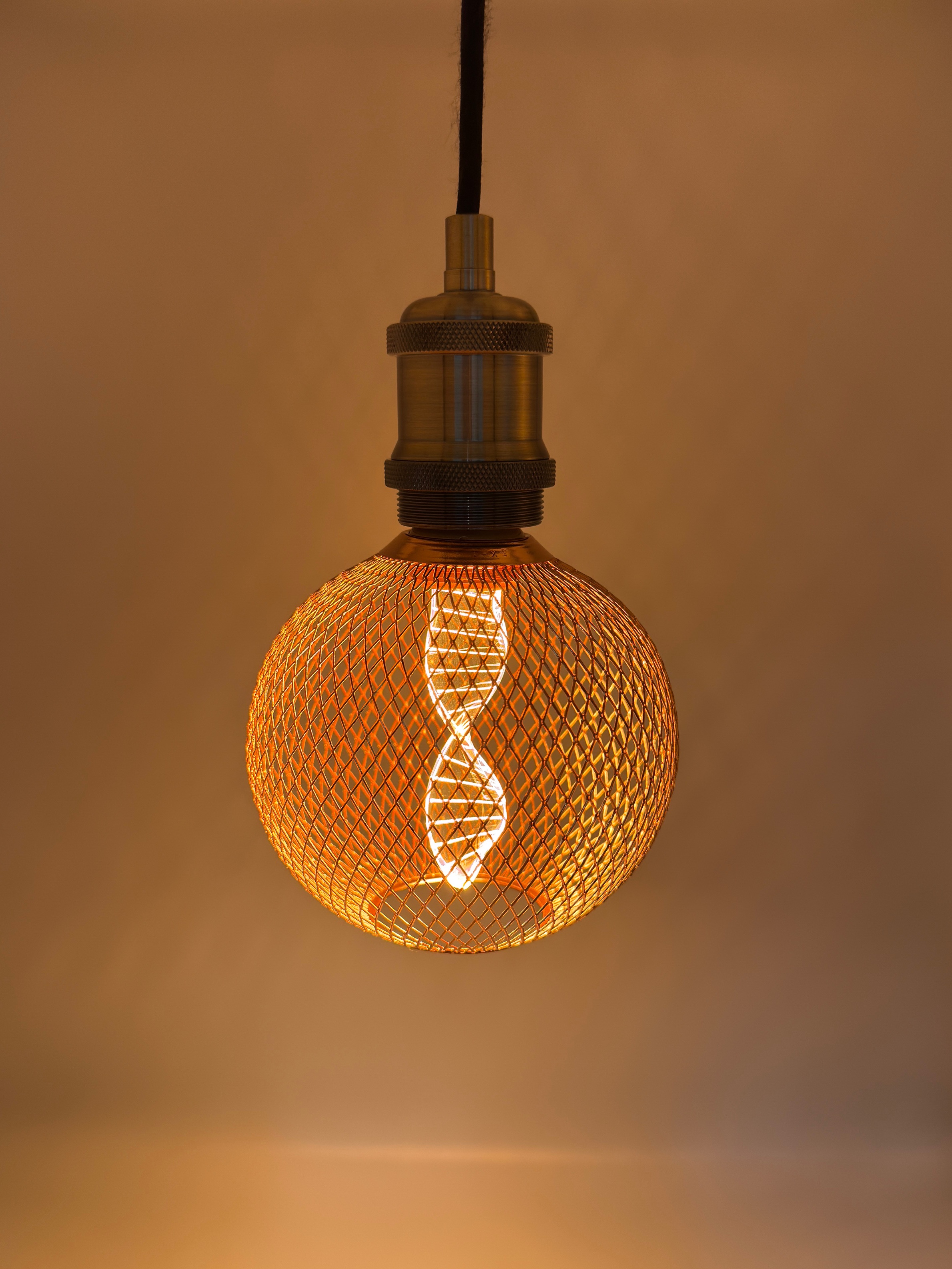 DC-F111, CHAINMAIL BULB, Dimmable LED E27 Filament