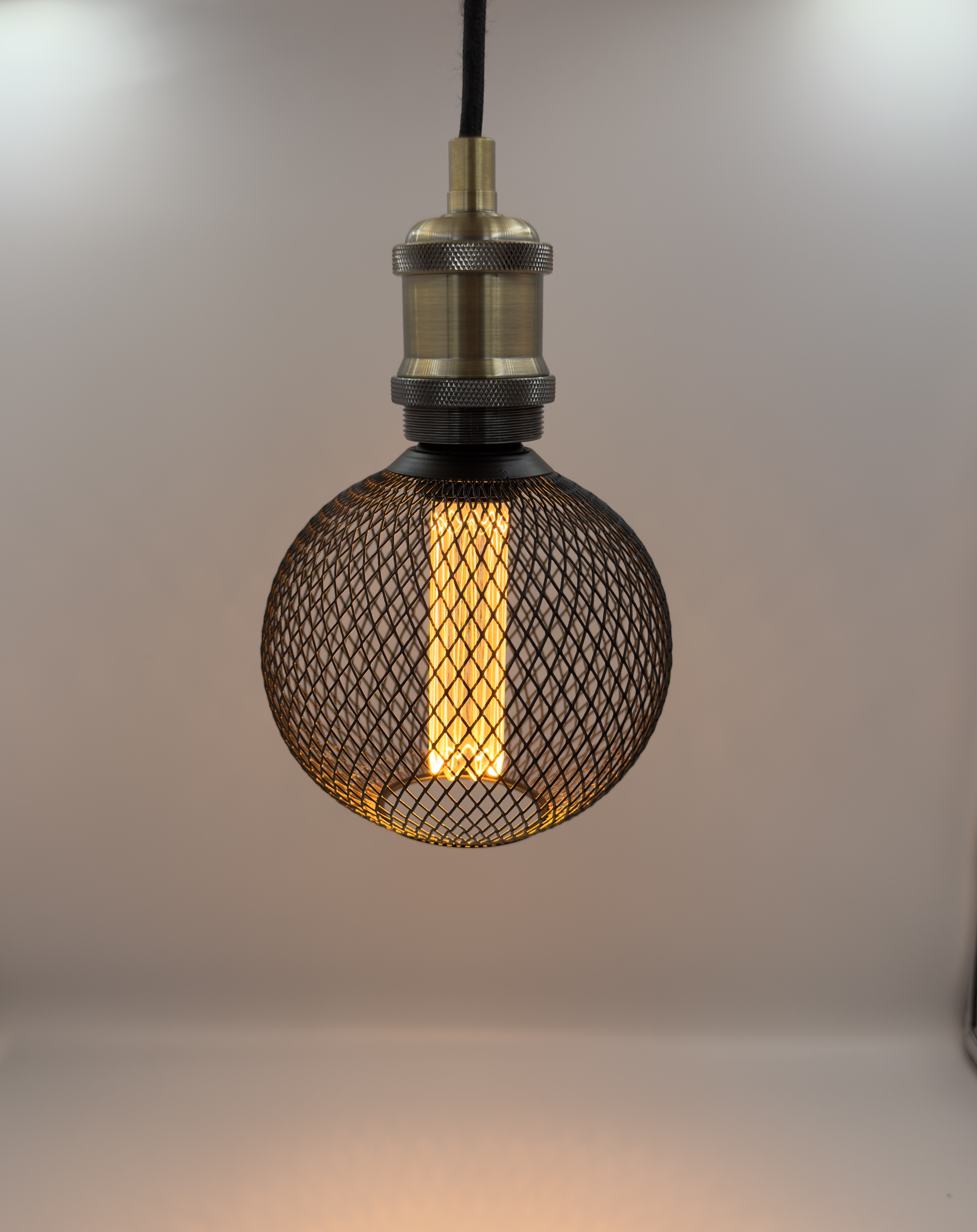 DC-F107,CHAINMAIL BULB, Dimmable LED E27 Filament