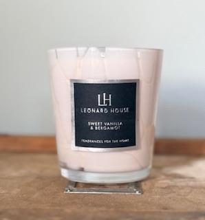 Small Tapered candle in Pearl White