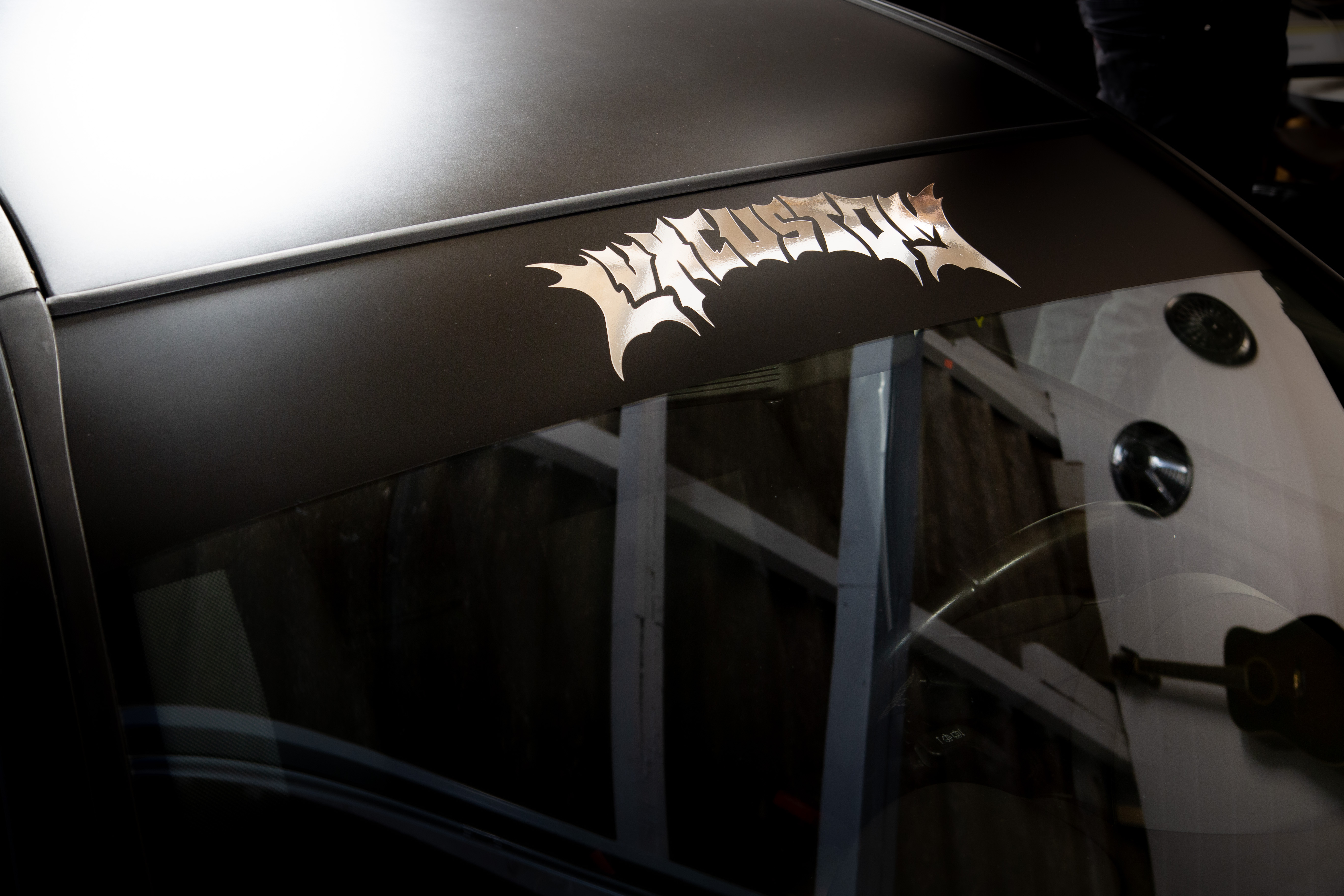 "LVXCUSTOM" Sunstrip