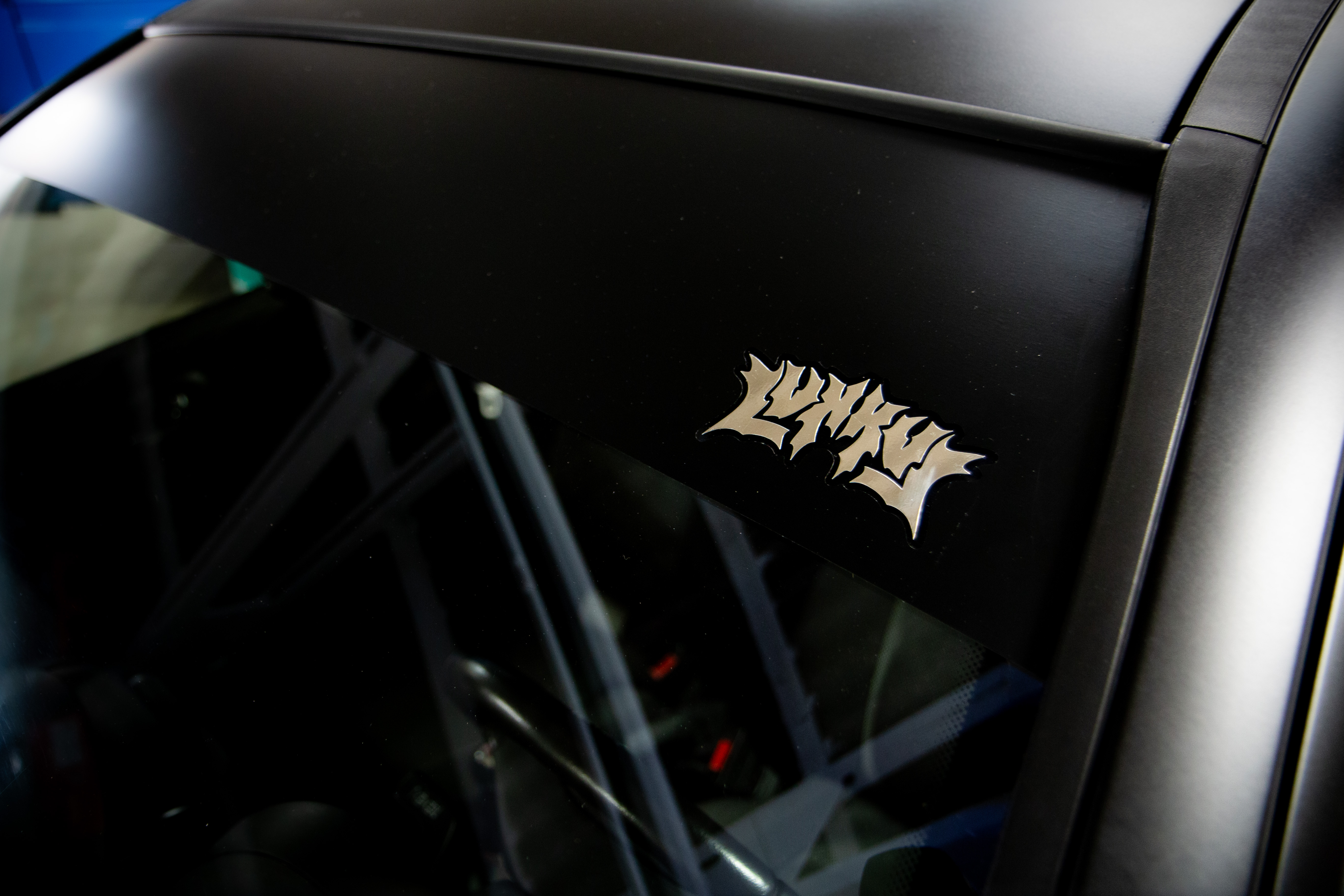 "LVXXVL" Signature sunstrip