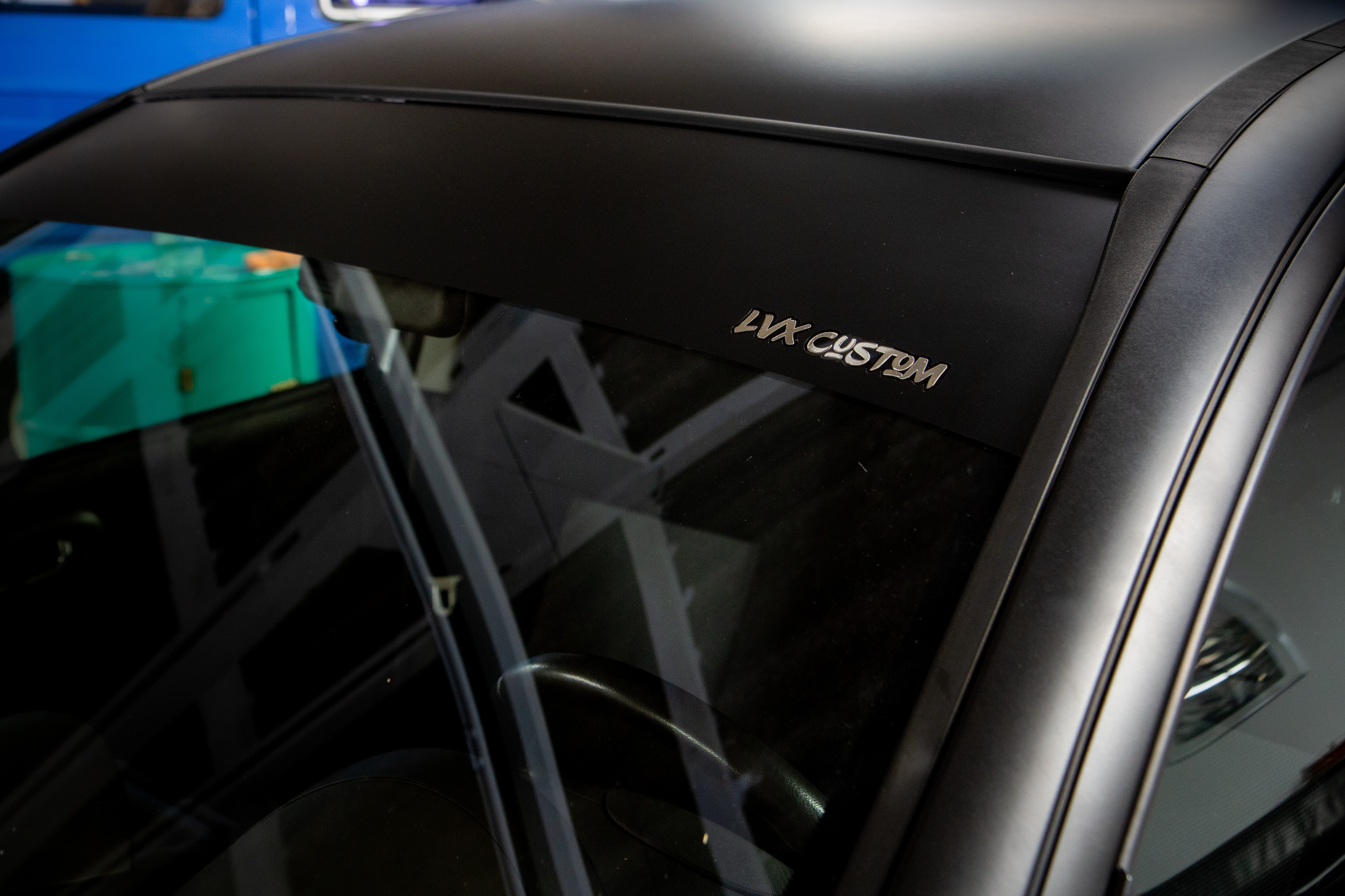 "LVX CUSTOM" Signature sunstrip