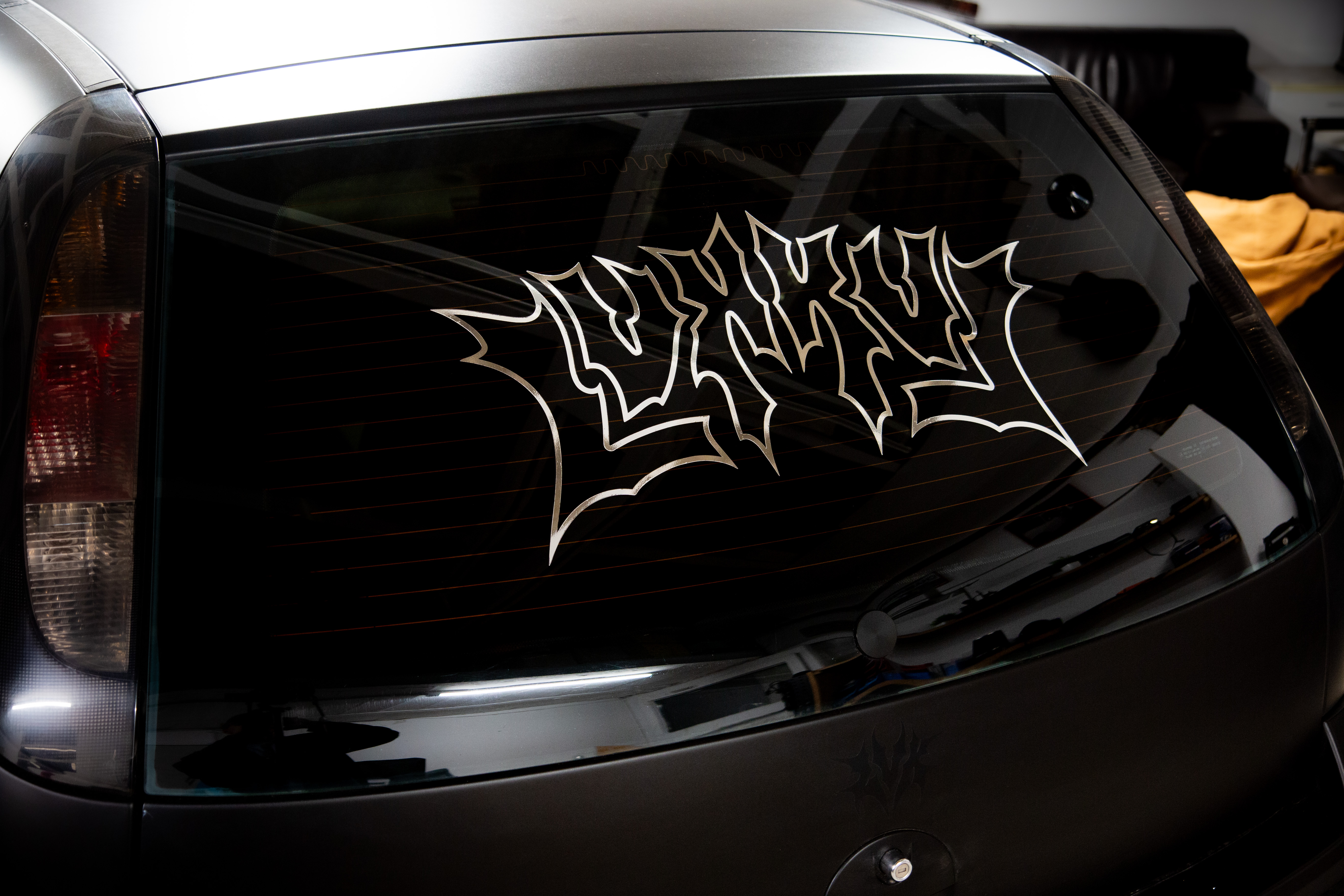 "LVXXVL" Cutout banner