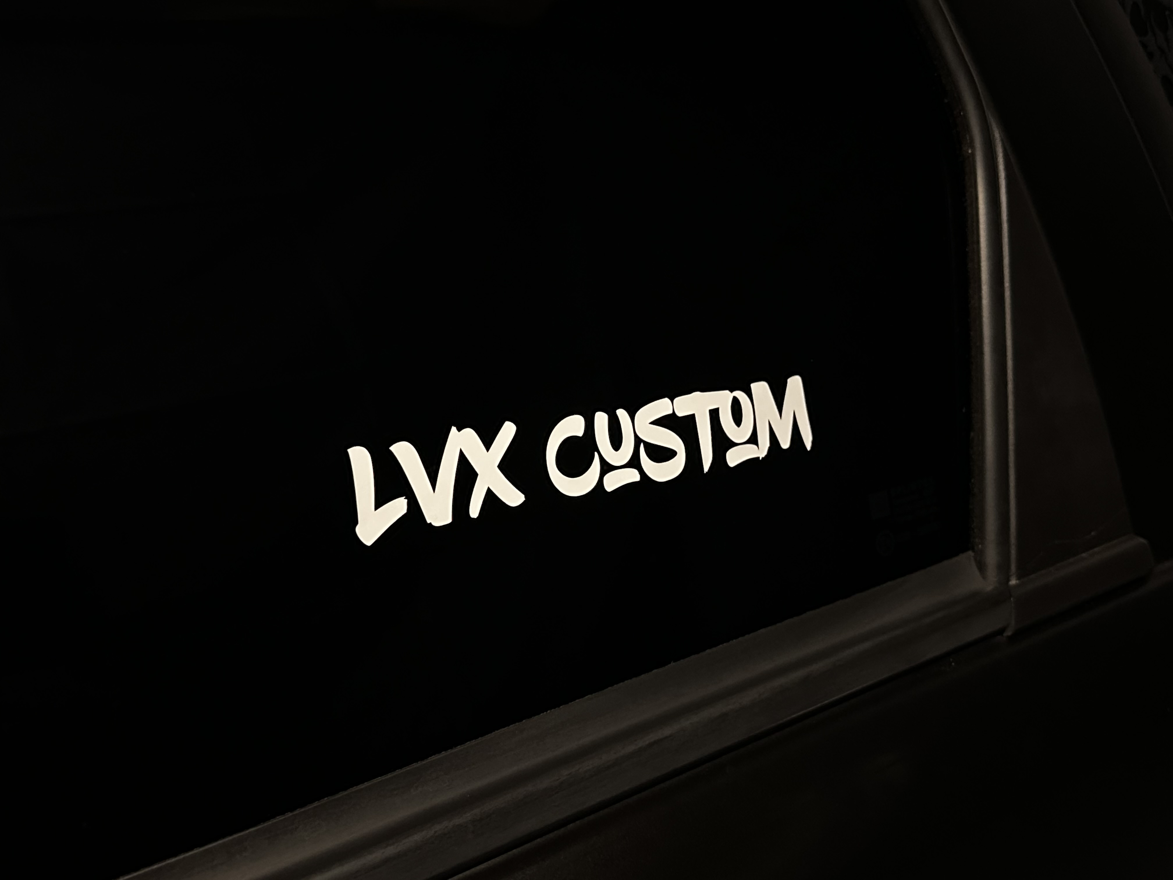 "LVX CUSTOM Tag"