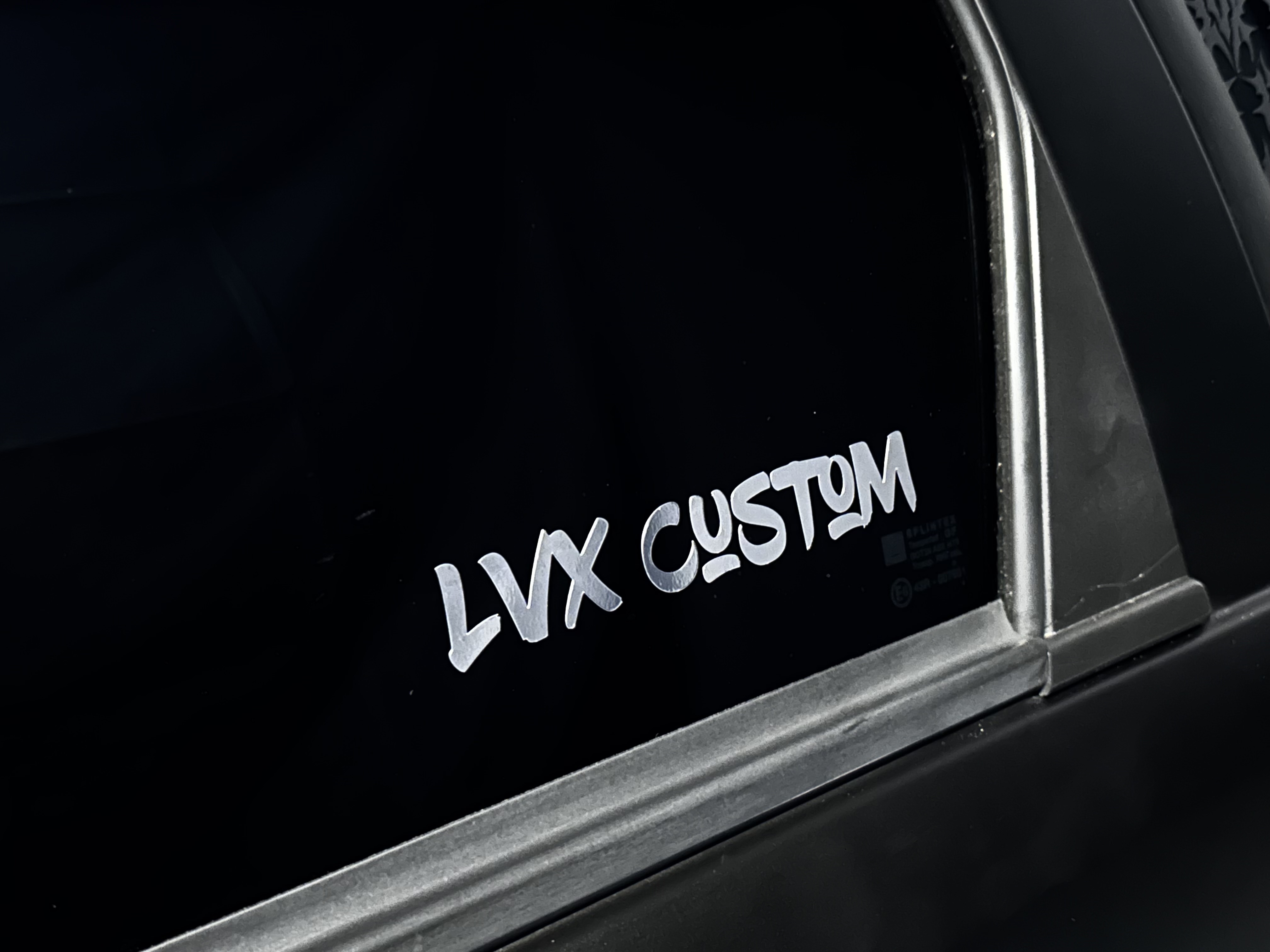 "LVX CUSTOM Tag"