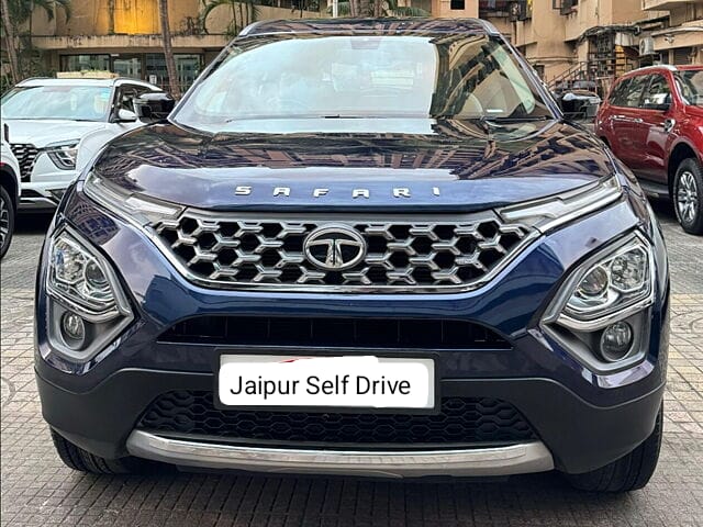 Tata Safari