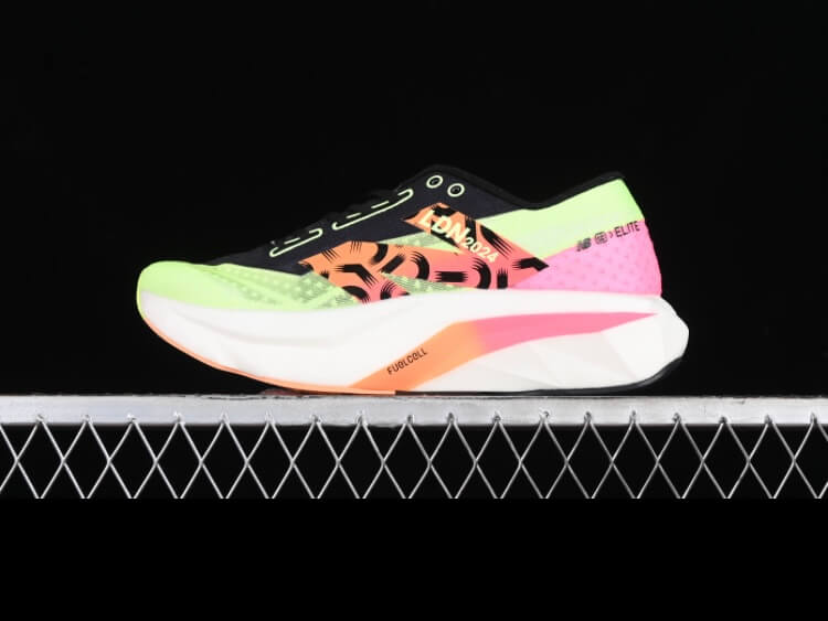 NB new balance fuelcell rebel V4 london limited edition