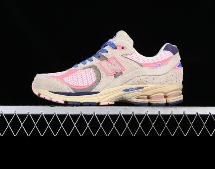 NB new balance 2002 pink