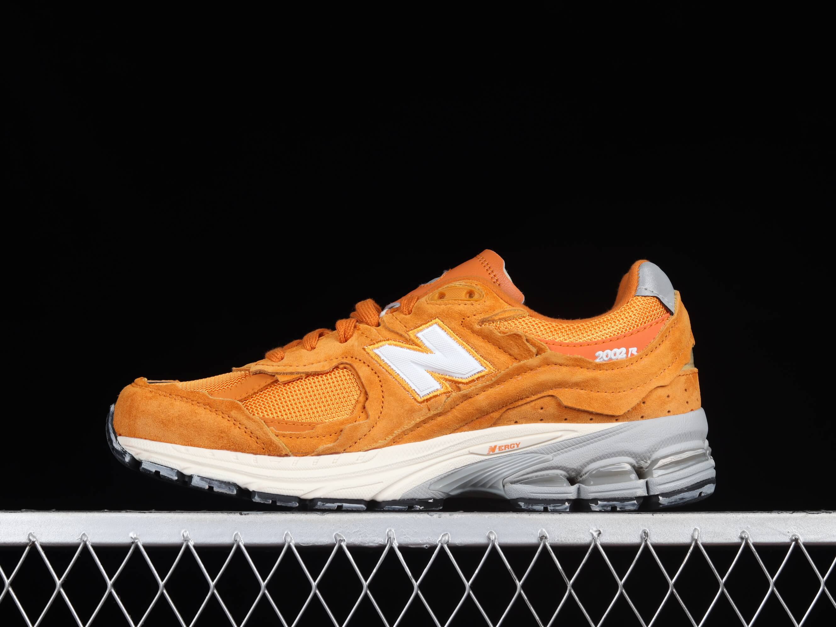 NB new balance 2002 orange