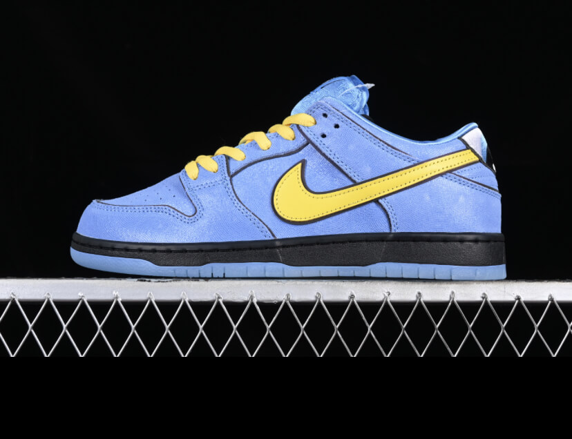 NK air dunk low SB powerfull girl light blue