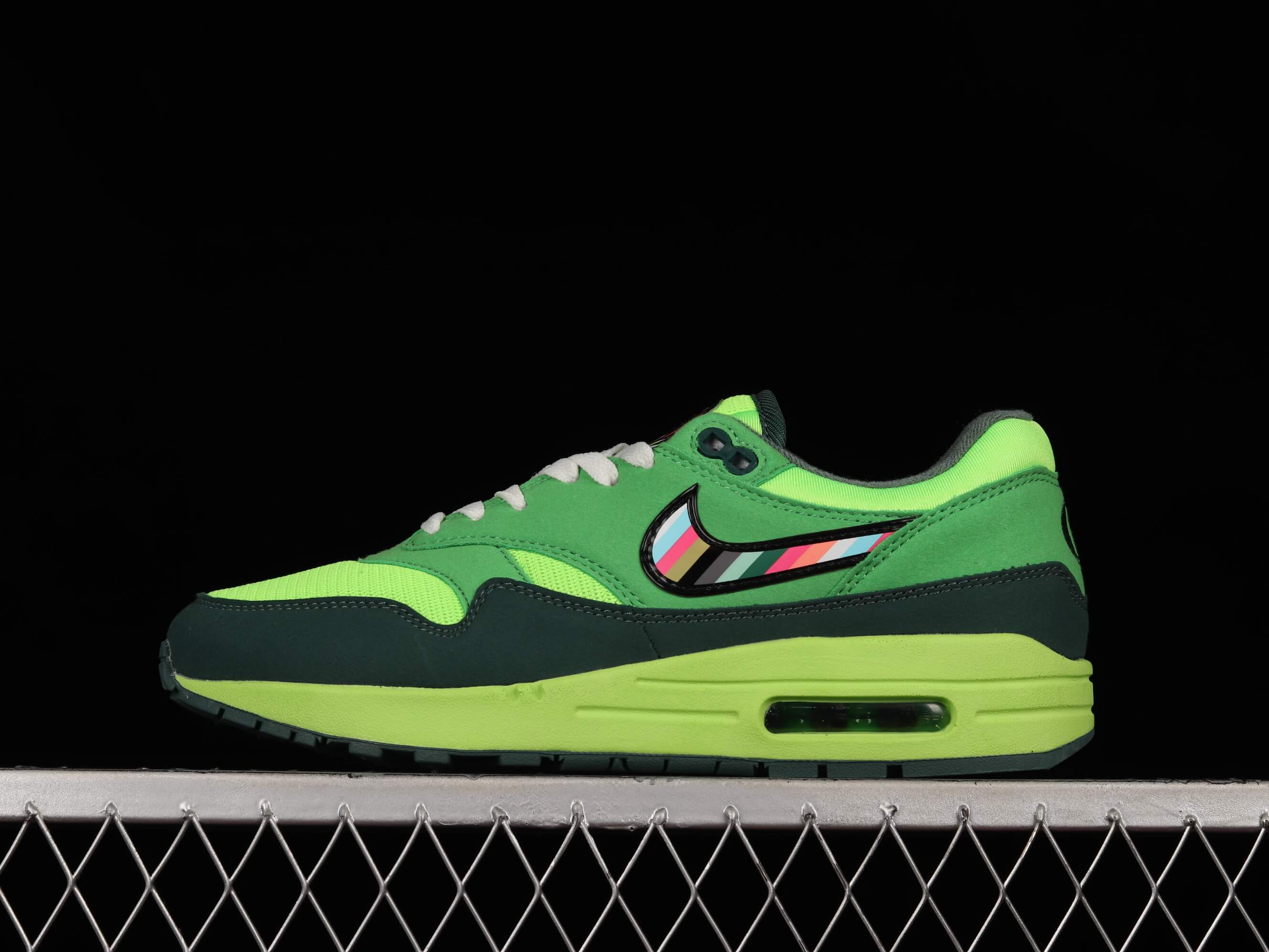 NK Air Max 1 Uo