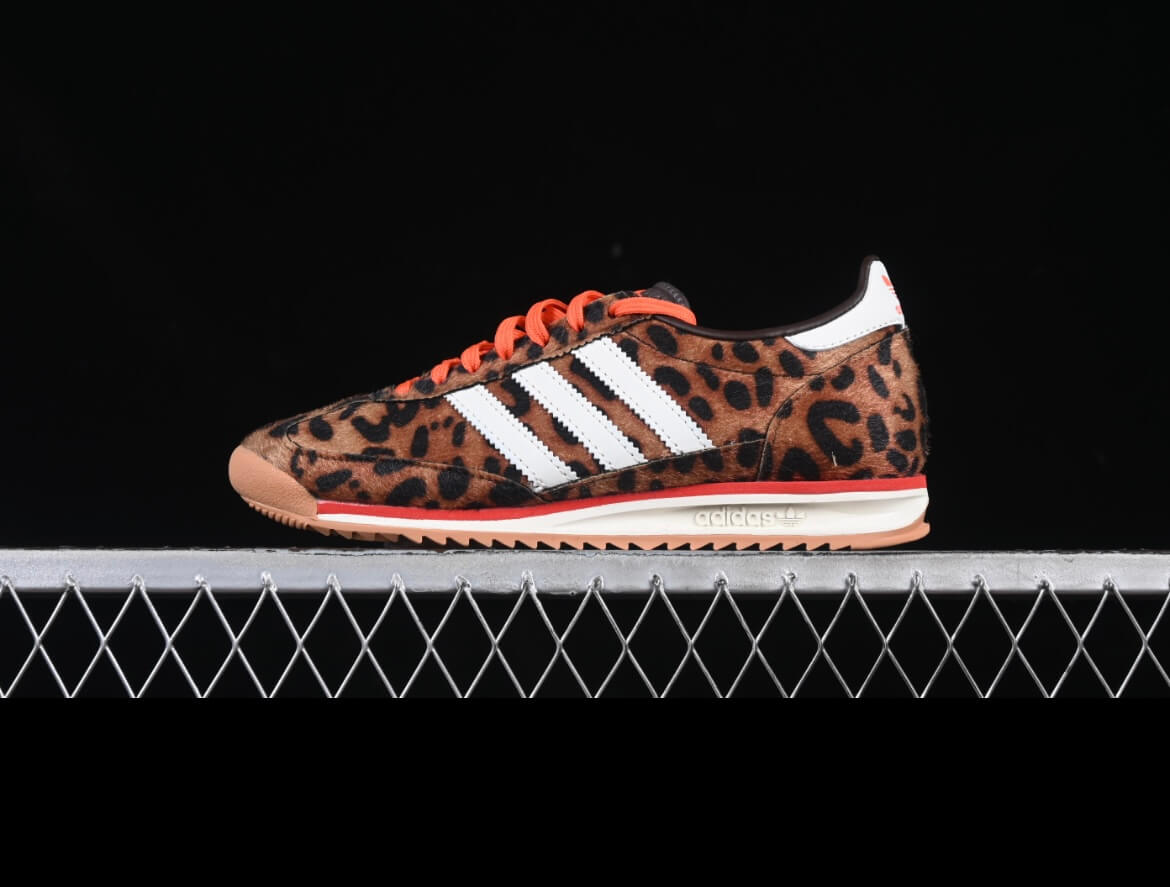 Adidas SL73 animalier