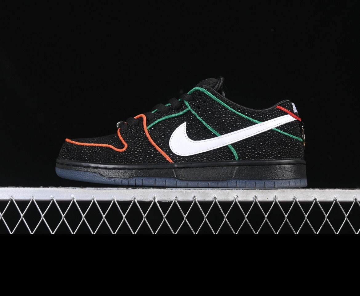 Nk nike Dunk Sb low by Bronx Girl Skate