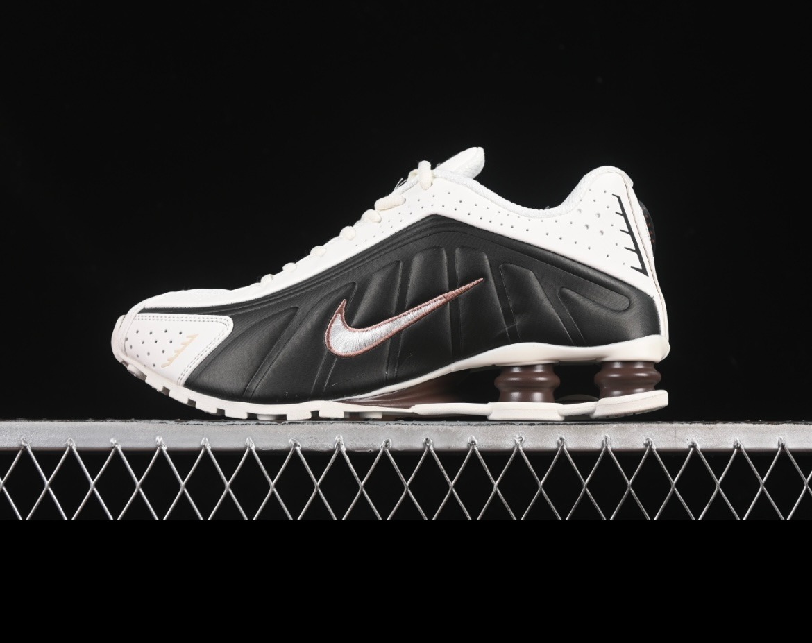 Nk air shox R4 black-white