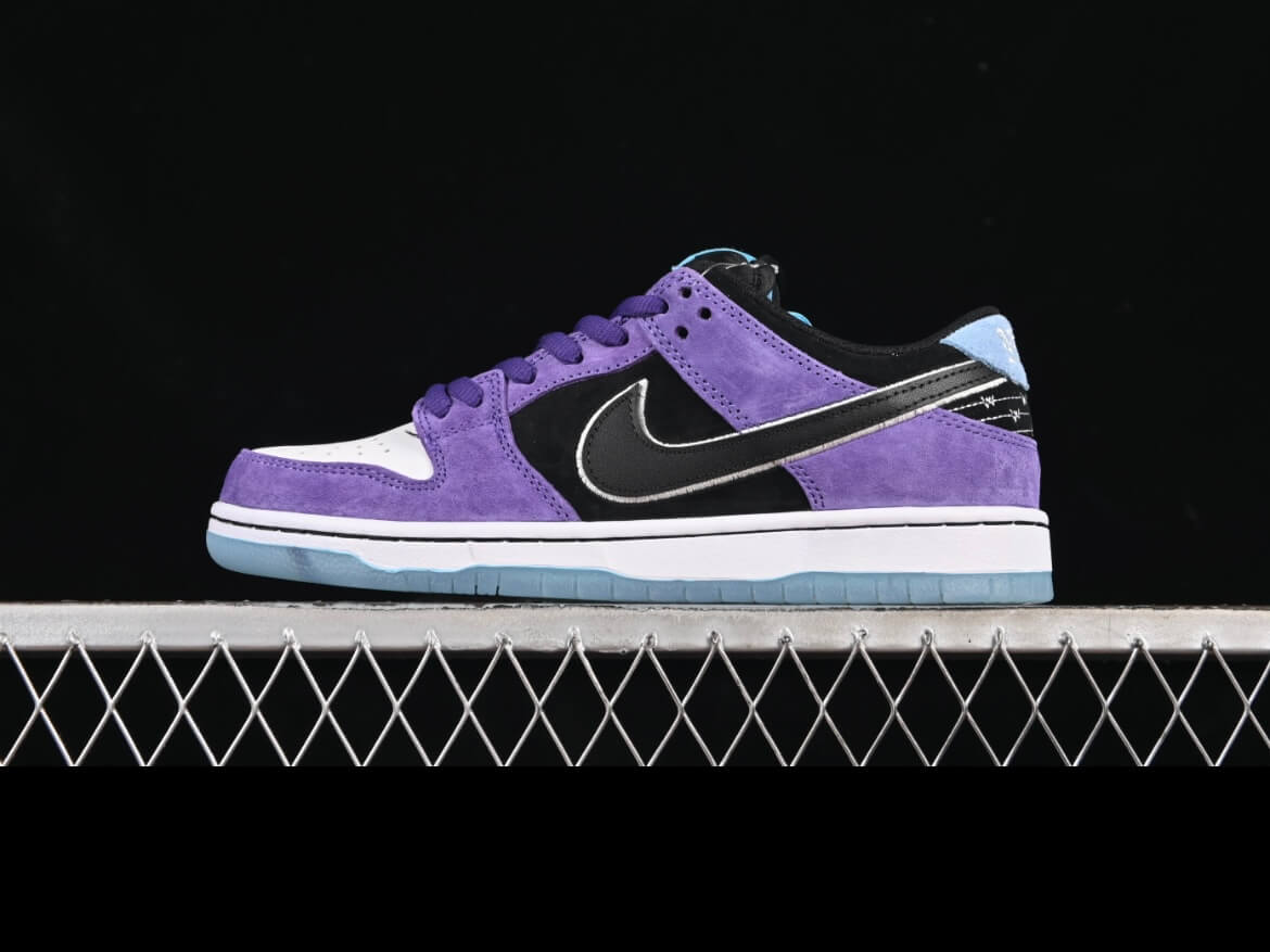 Nk hayley wilson x dunk SB court violet