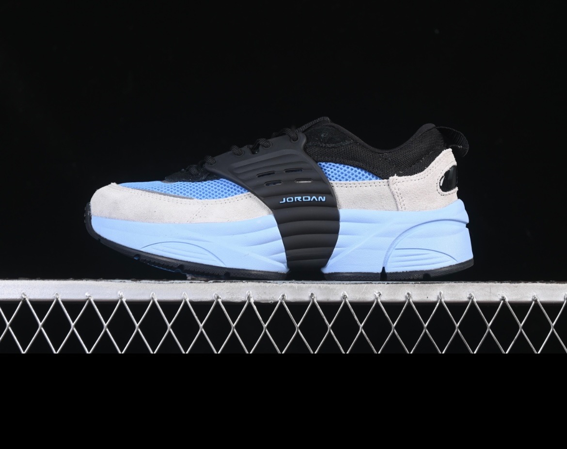 Air Jordan Trunner blue