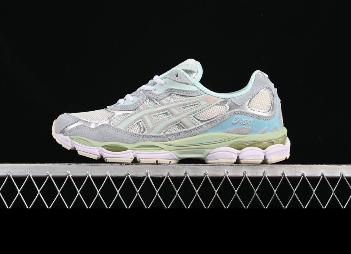 Asics gel nyc ultra light