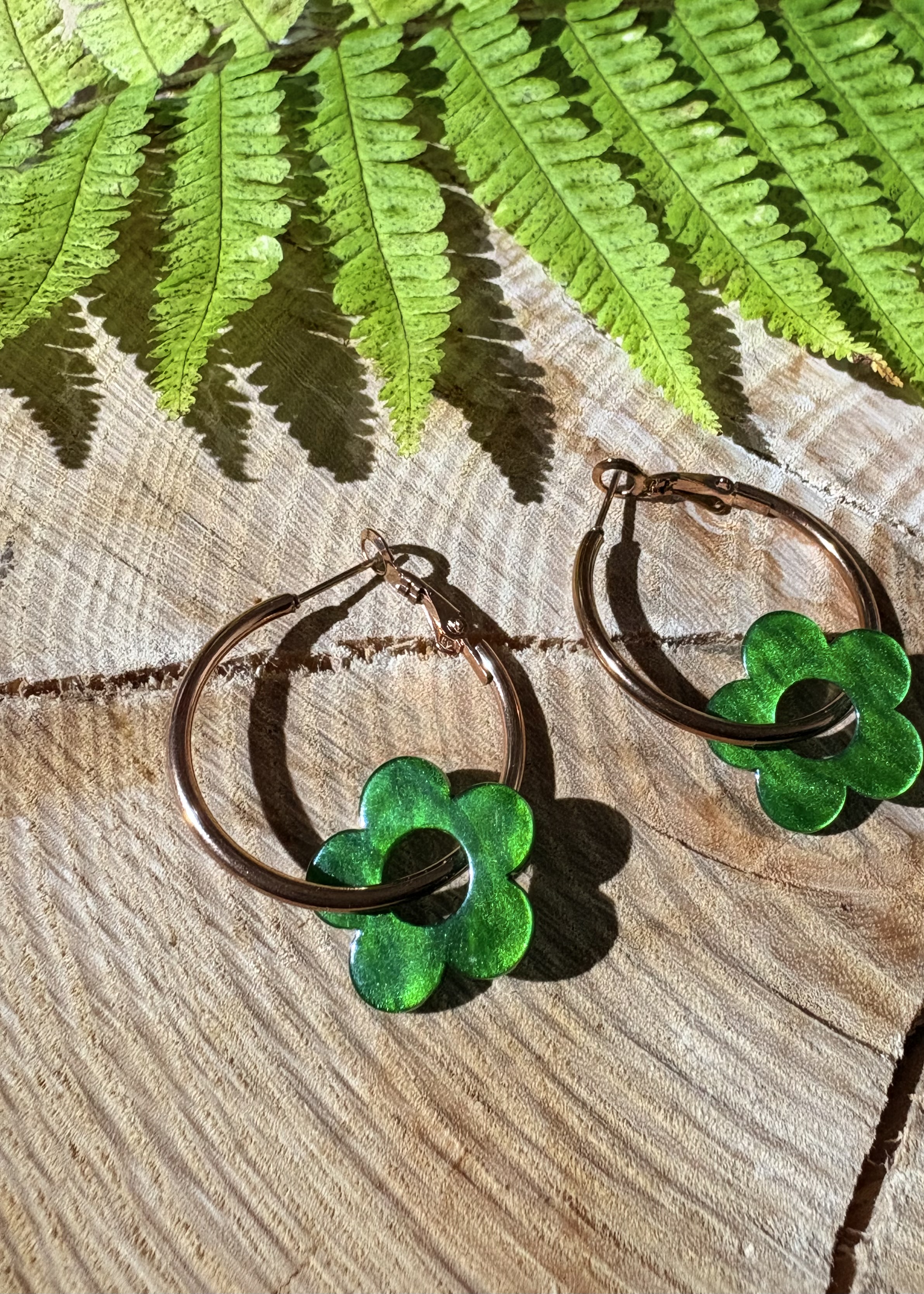 Boucles d'oreilles créoles fleuries