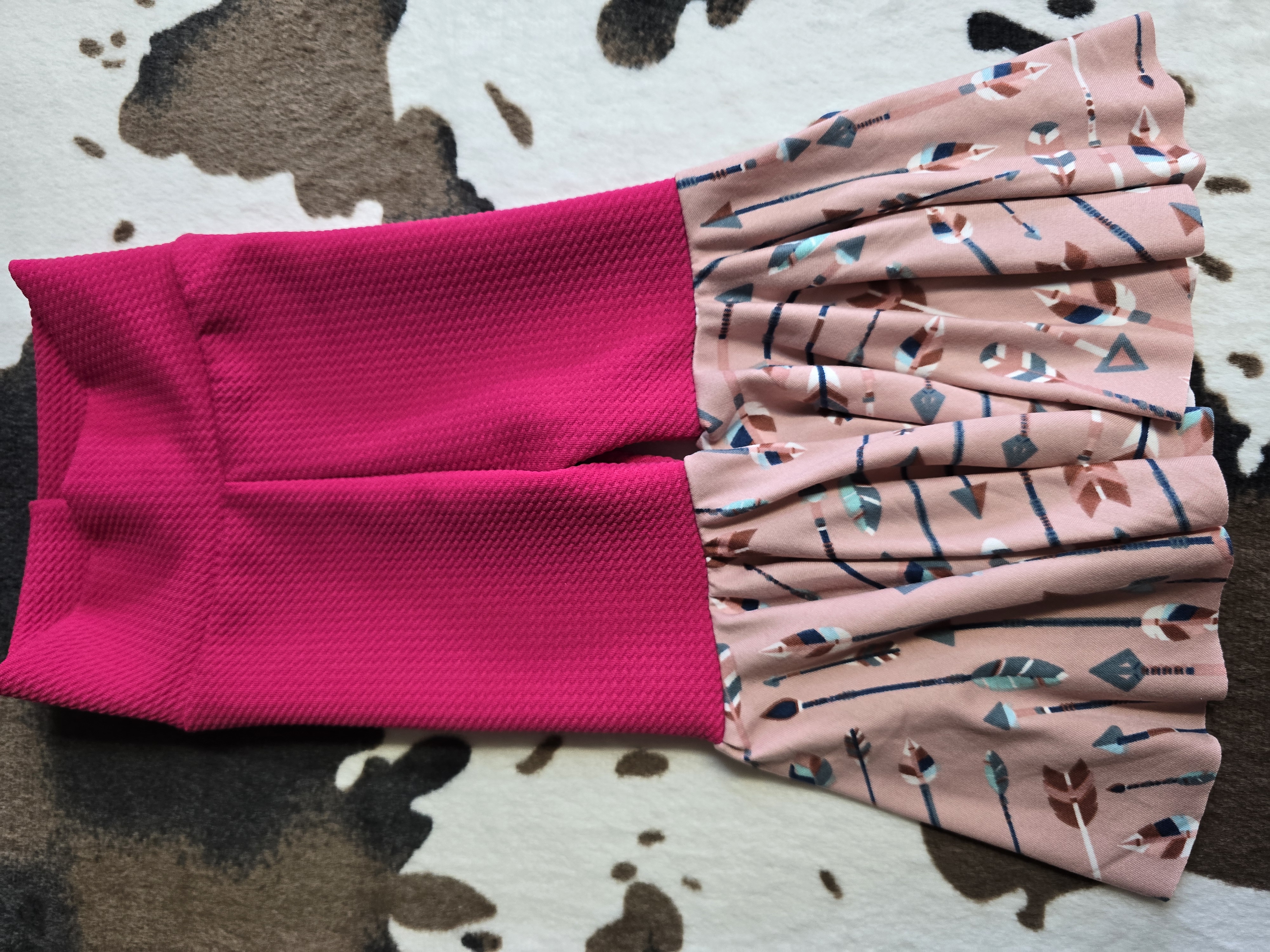 Dark Pink Arrow Bells 