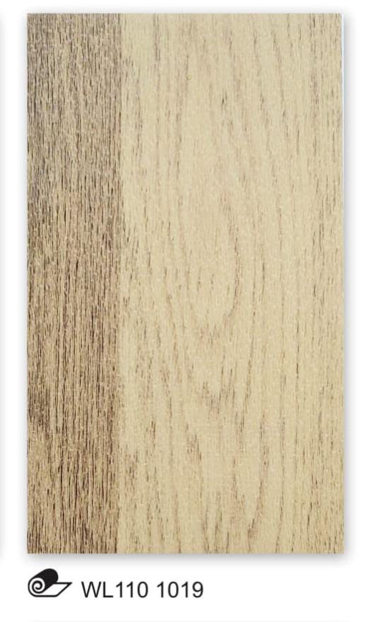 Piso vinilico imitacion madera de 1.5 3 mm de espesor de uso recidencial marca WOLFLOR modelo WL110 1019