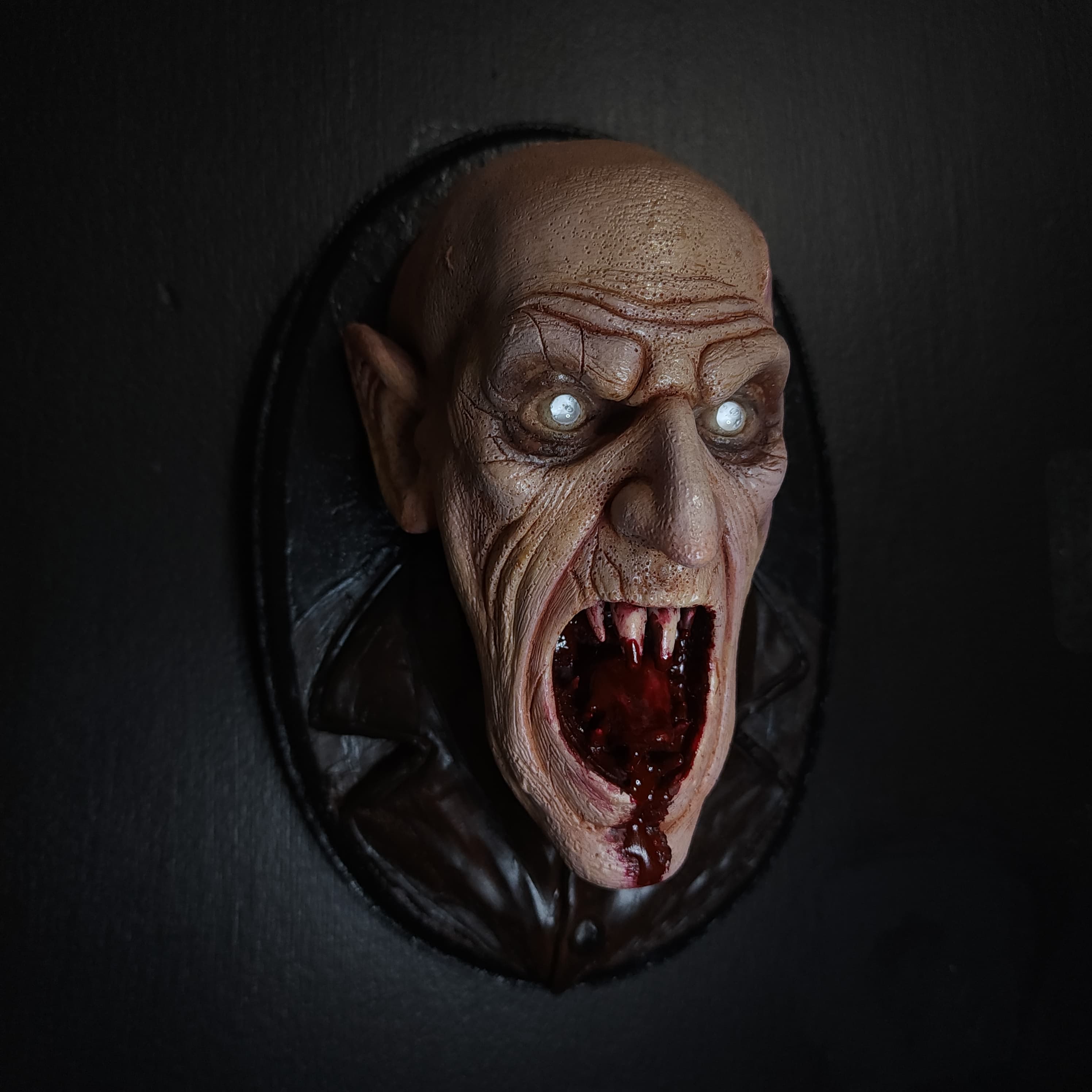 Busto tipo cuadro Nosferatu The vampire 