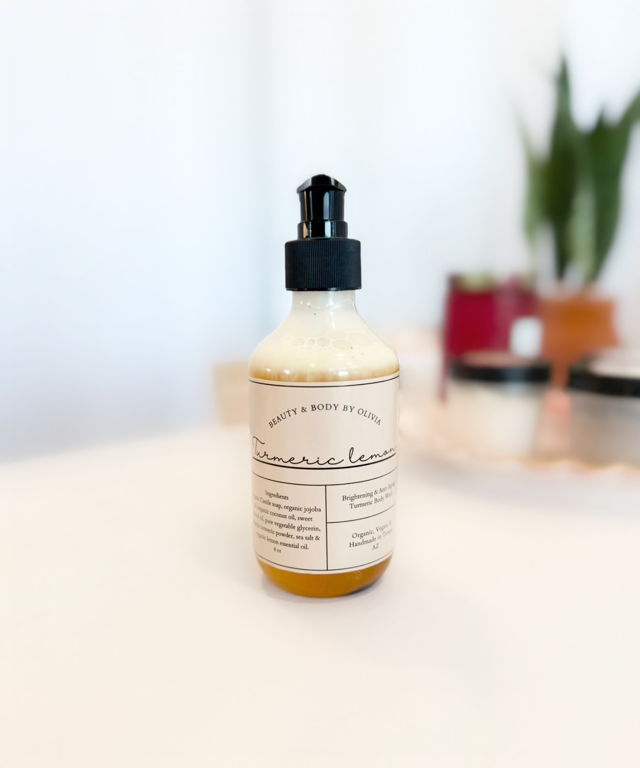 Organic turmeric lemon body wash