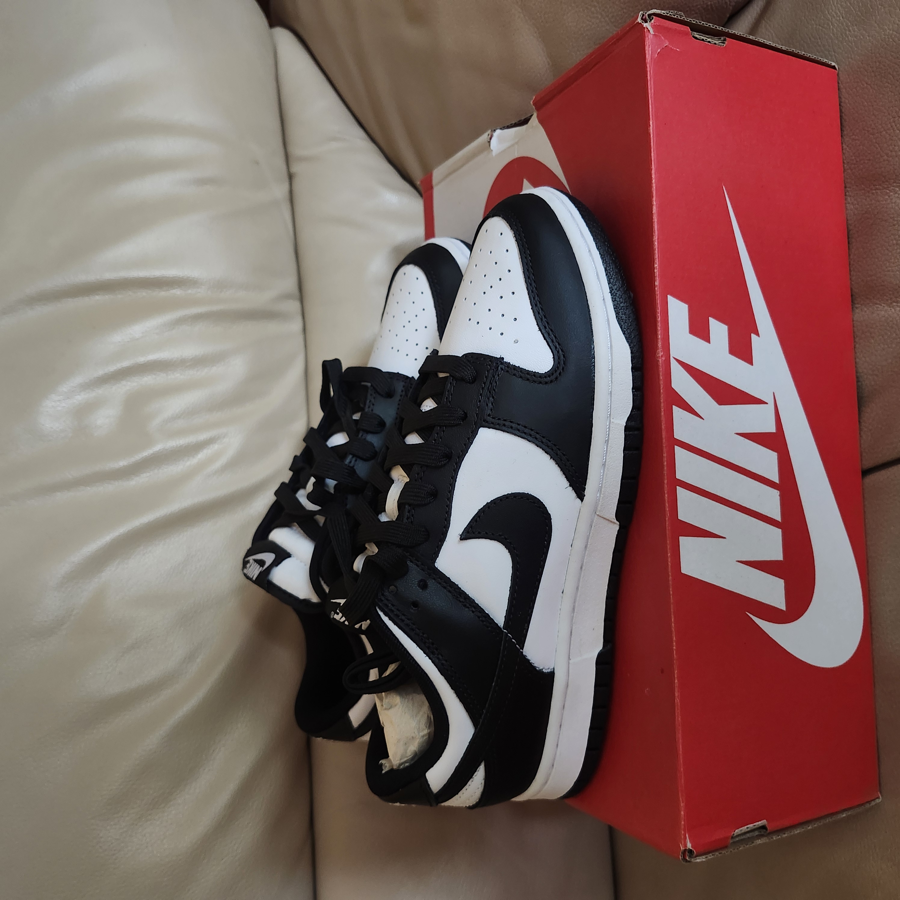Nike Sneakers 