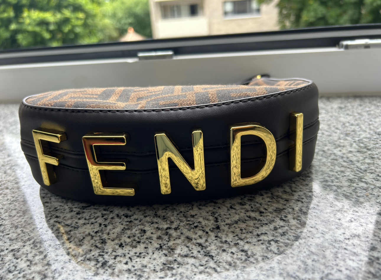 Bolso de diseño fendi 