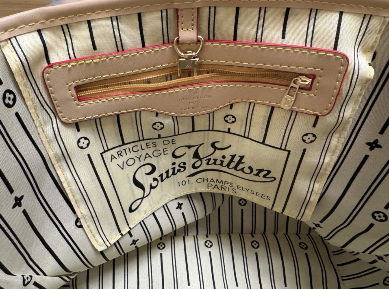 Bolso de lujo Louis Vuitton