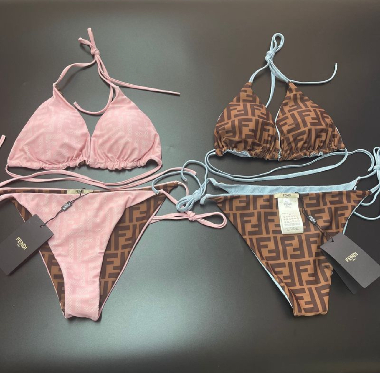 Conjunto de bikini FENDI reversible 