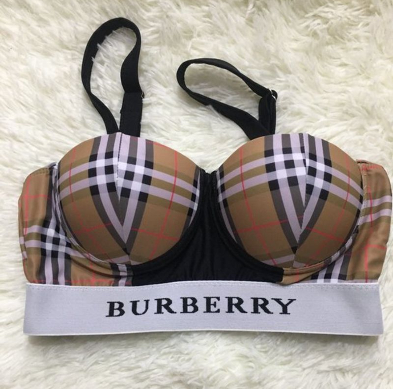 Conjunto de ropa interior