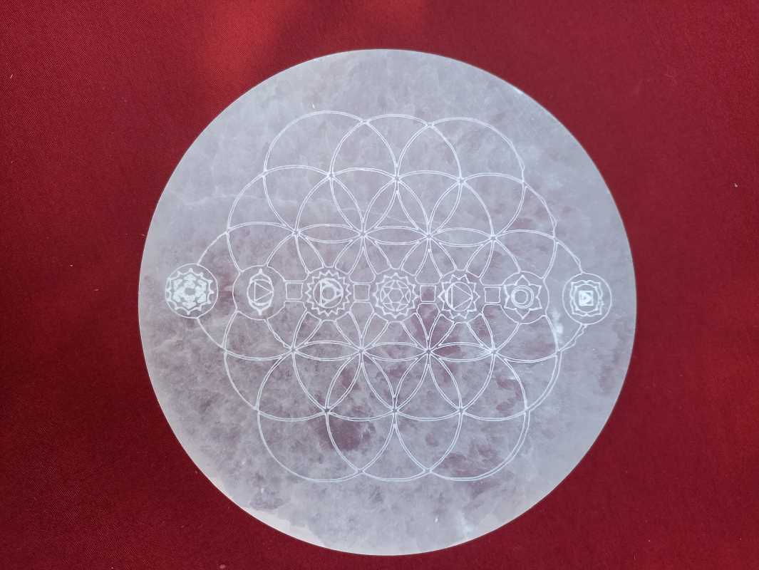Base de fleur de Vie en Sélénite avec Chakras