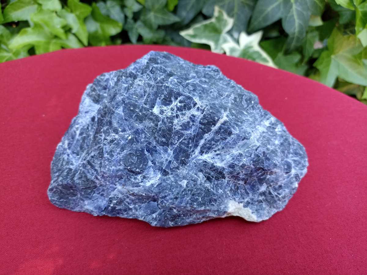 Sodalite brute