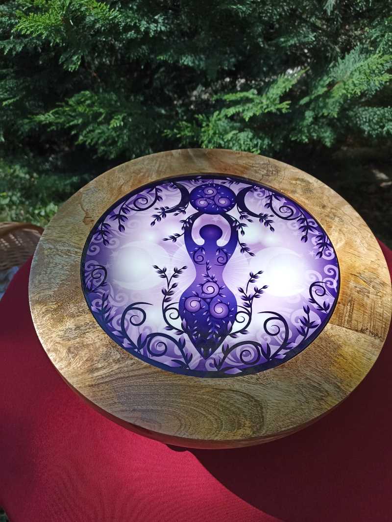 Table d’appoint en bois Déesse de la lune