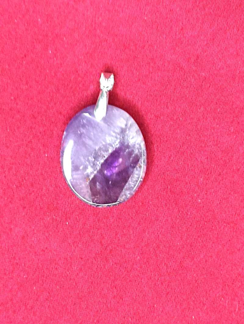 Pendentif cabochon en améthyste